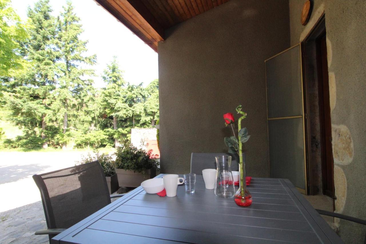 Gites A La Ferme De Bacon Saint-Sylvestre  外观 照片